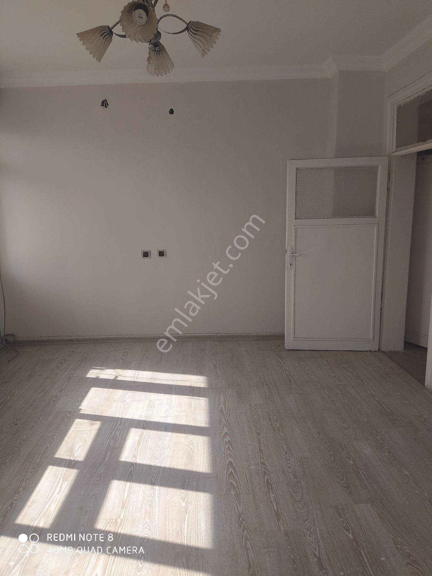 Eryavuz Dan Şairnabide Merkezi Yerde, Köşebaşı,3+1 Odalı,arakat,doğalgazlı,uygun - Görsel 6