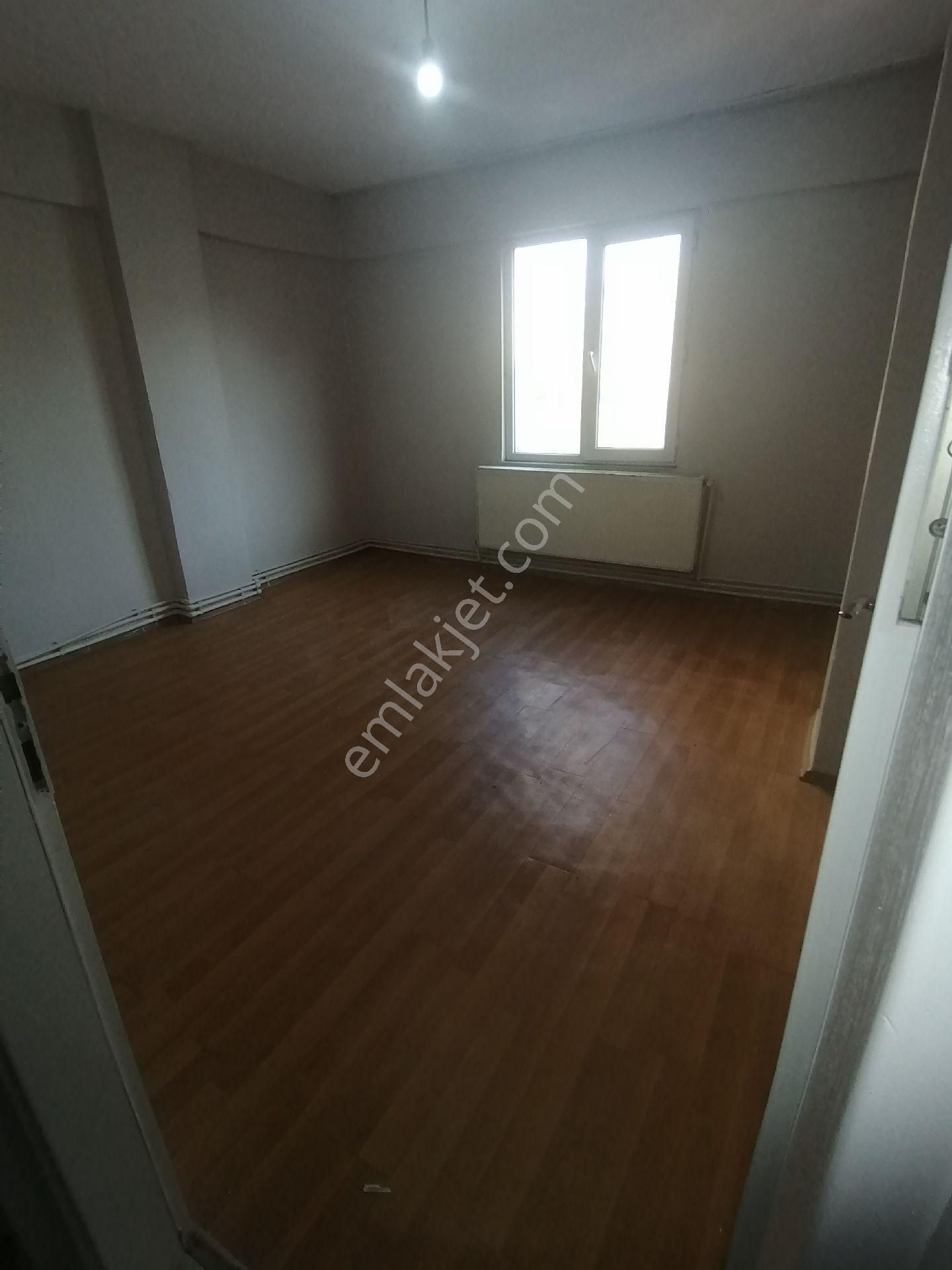 Ümraniye Çamlık İkbal Caddesi Üzerinde Yabancı Ya Bekara Uygun Kiralık Daire 2+1 3. Kat - Görsel 10