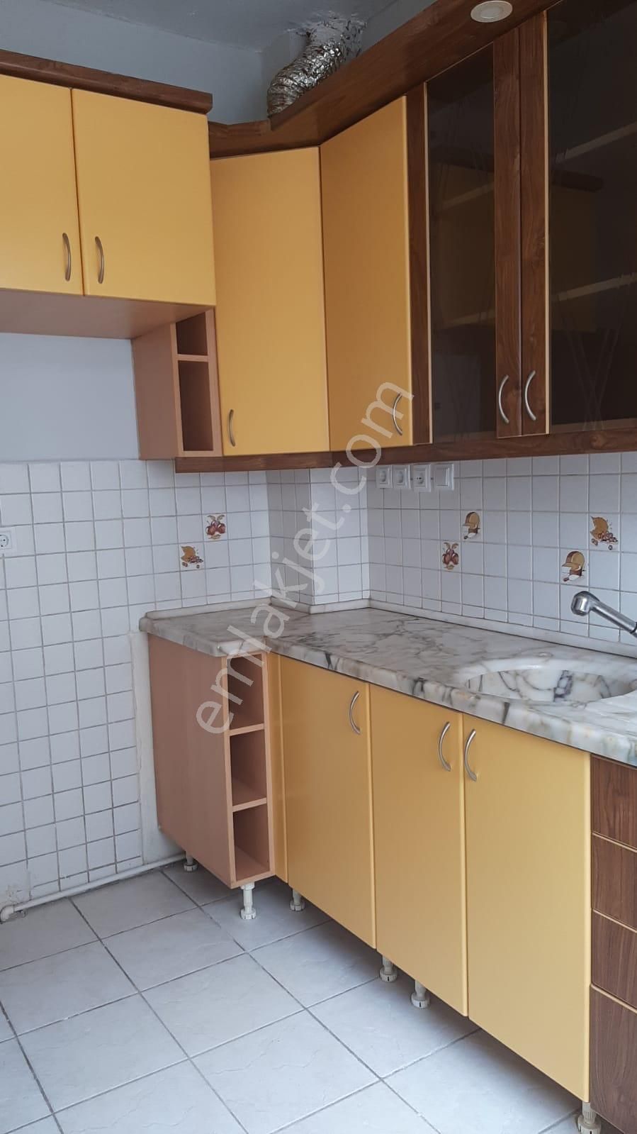 Adalet Mh'de, 100 M2, 2+1, Doğalgazlı Balkonlu Temiz Daire