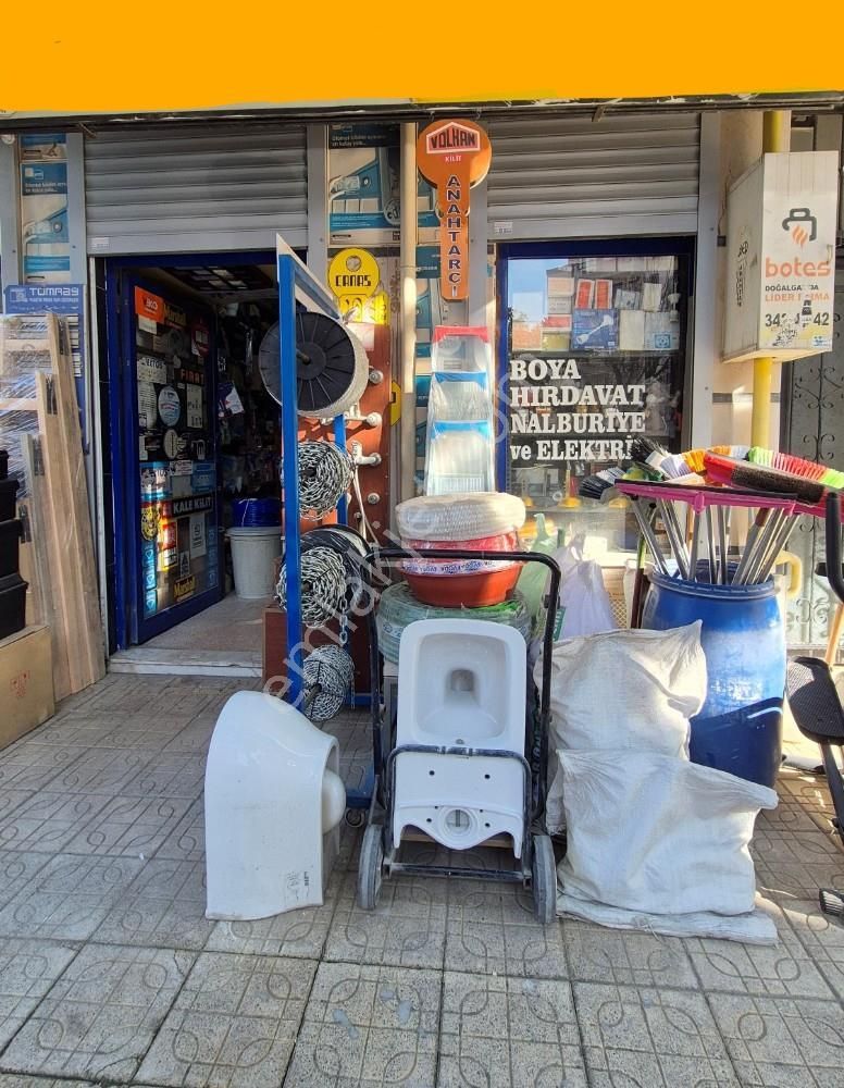 Kızılay Kan Merkezi Arkasında Kiracılı 30m2 Satılık Dükkan