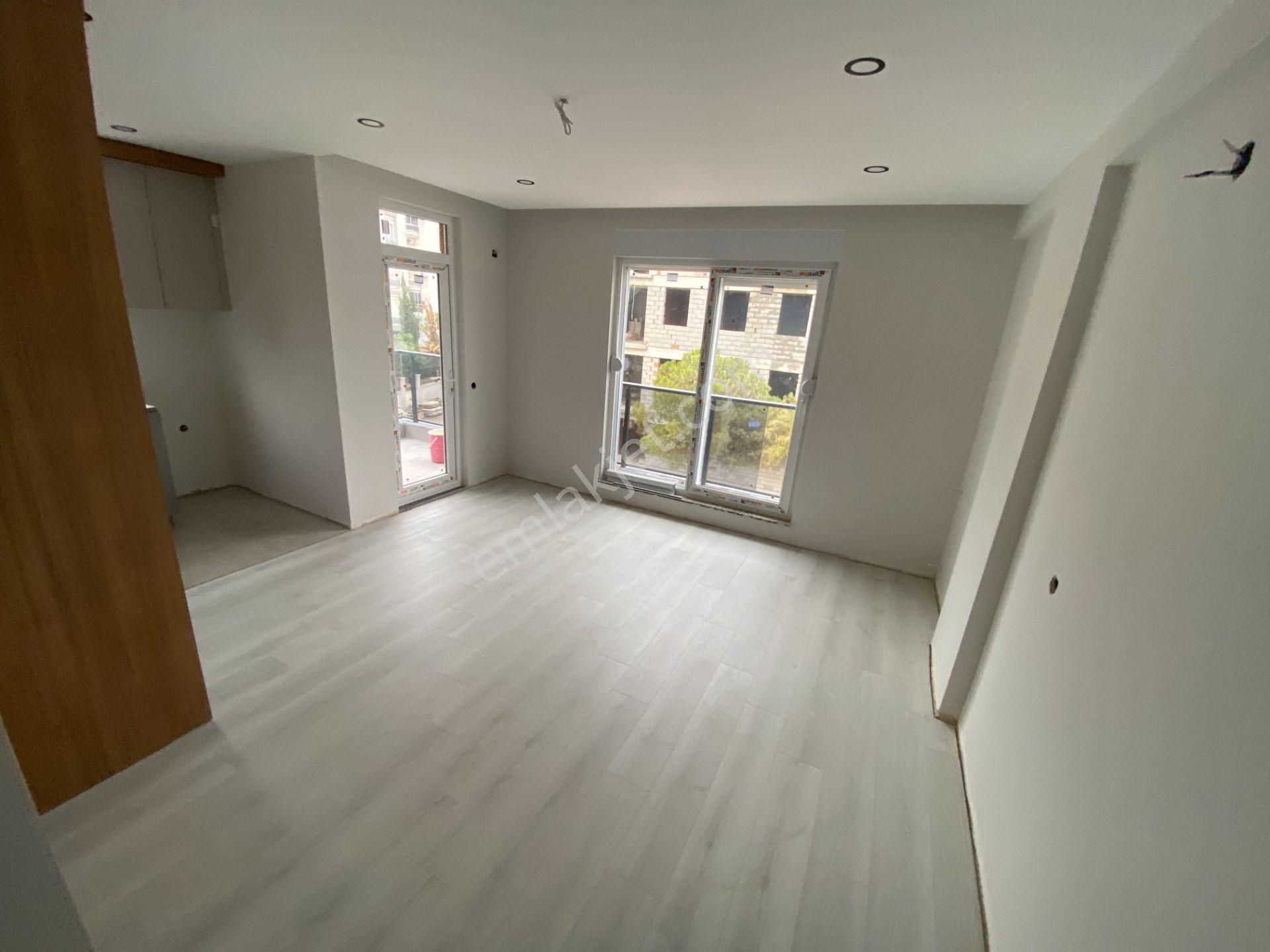 Tramvay Yakını Sıfır 2+1 Ler - Görsel 27