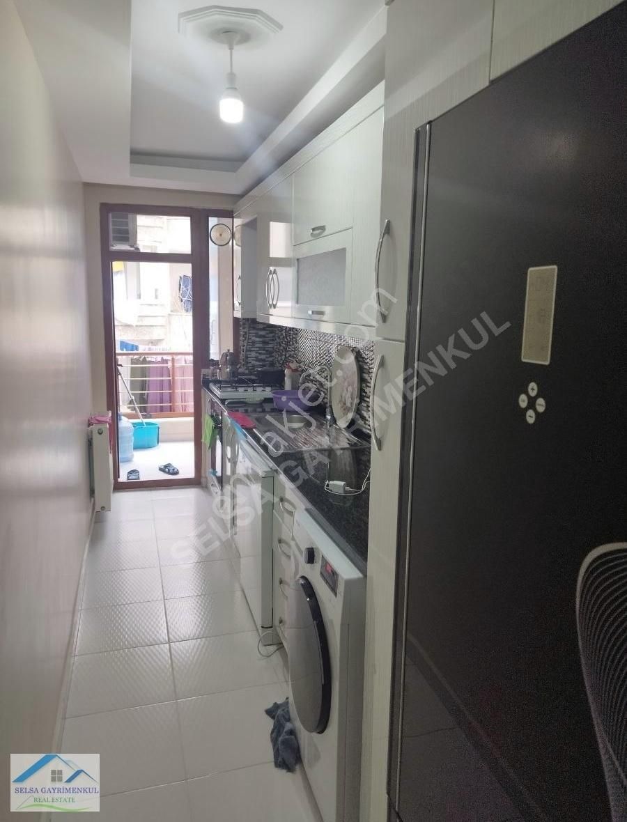 Gaziosmanpaşa Sarıgöl Mah. Çetinkaya Sokakta 2+1 85 M2 Daire.