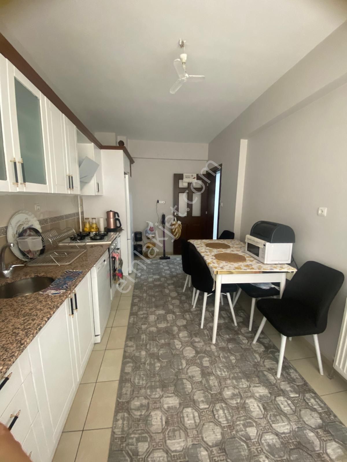 Karatay Akabe Mahallesi 3+1 Fırsat Satılık Site İçi Daire