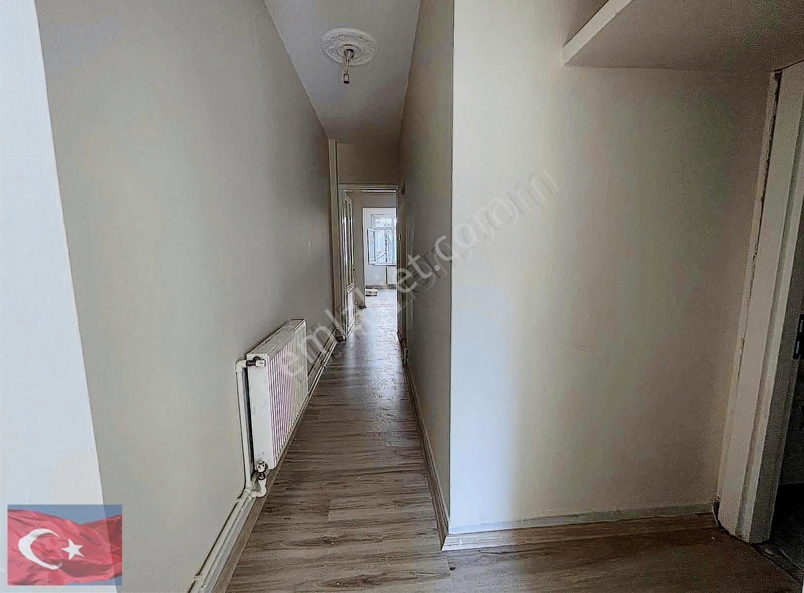 Ecem Emlaktan Fındıkzade Tranvay Durağı Yanı 70m2 Boş