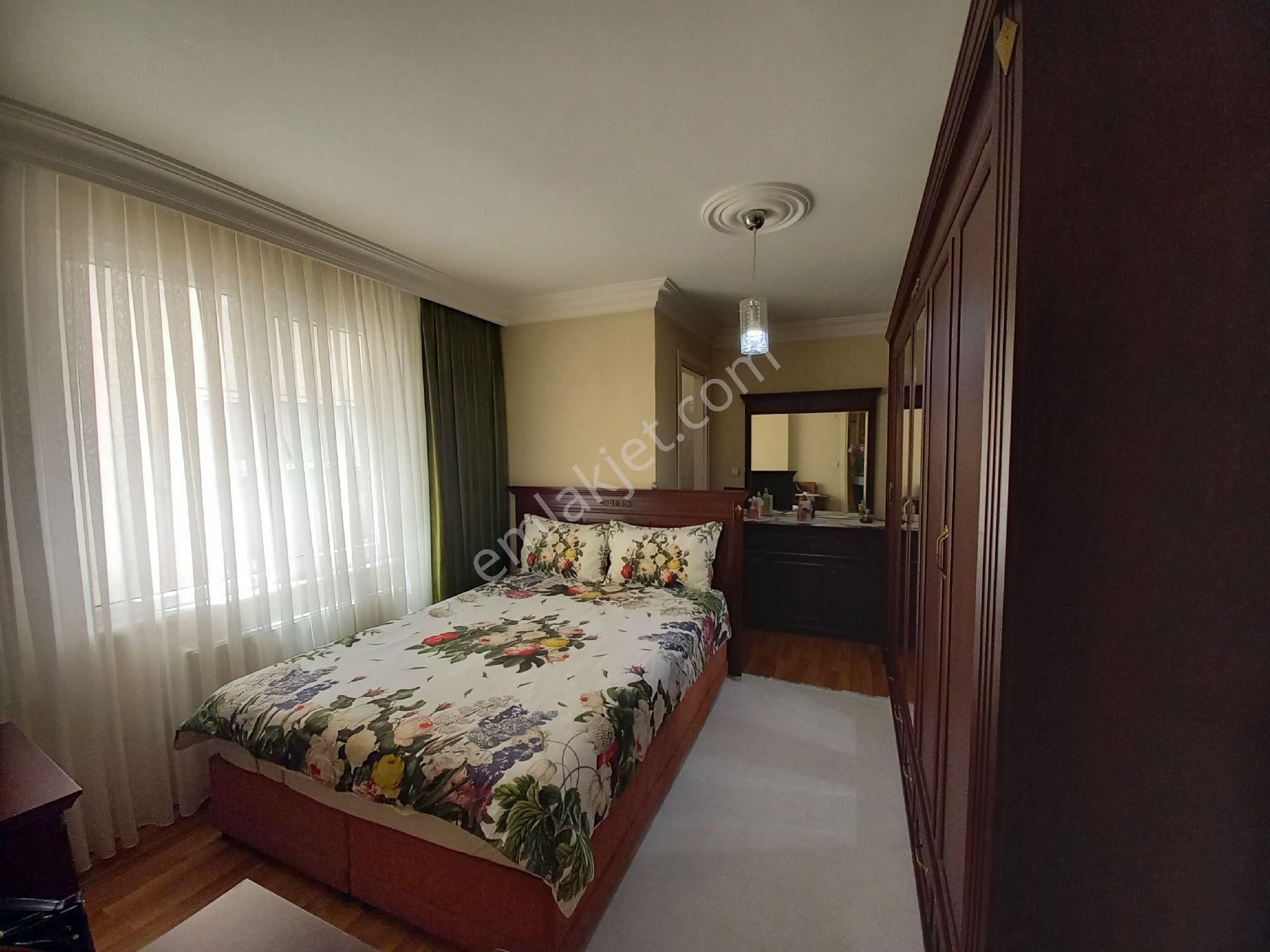 Bahçelievler Yenibosna Zafer Mah Satılık Daire Kat. 1.3+1 - Görsel 16