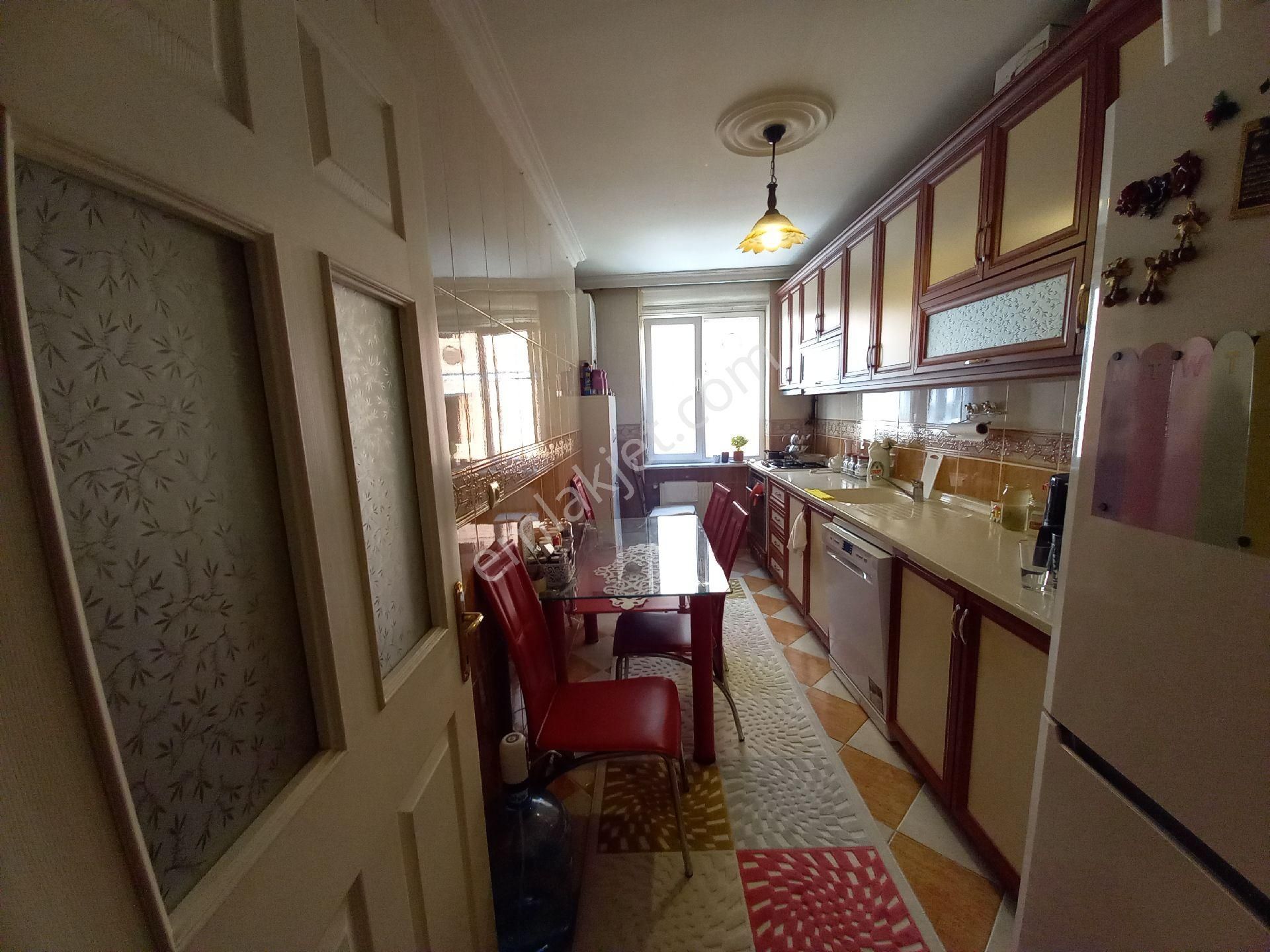 Bahçelievler Yenibosna Zafer Mah Satılık Daire Kat. 1.3+1 - Görsel 25