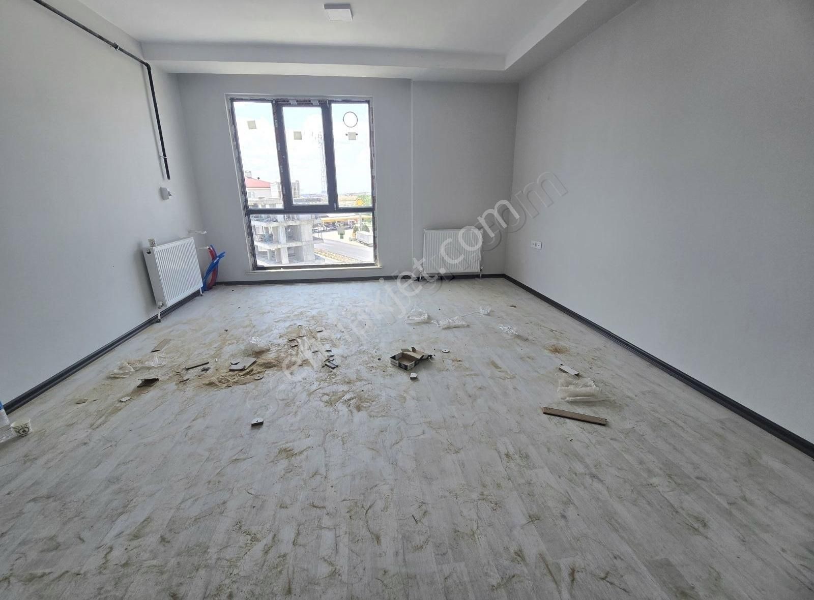 Şahin İnşaat...cadde Üzeri ..0.. Sanayi Bölgesi..1+1..fırsat