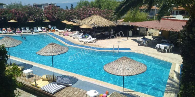 Örende Denize 50 M Havuzlu Site İçerisi Kiralık Eşyalı 1+1 Daire