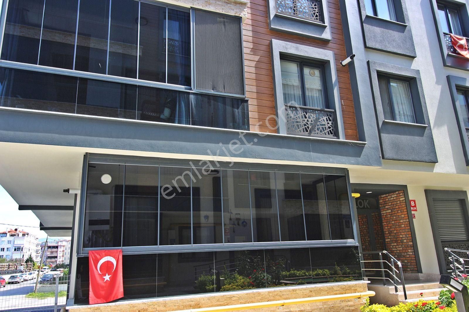 Kumsaldan Yüzme Havuzlu Açık Mutfaklı_2+1_geniş Daire - Görsel 30