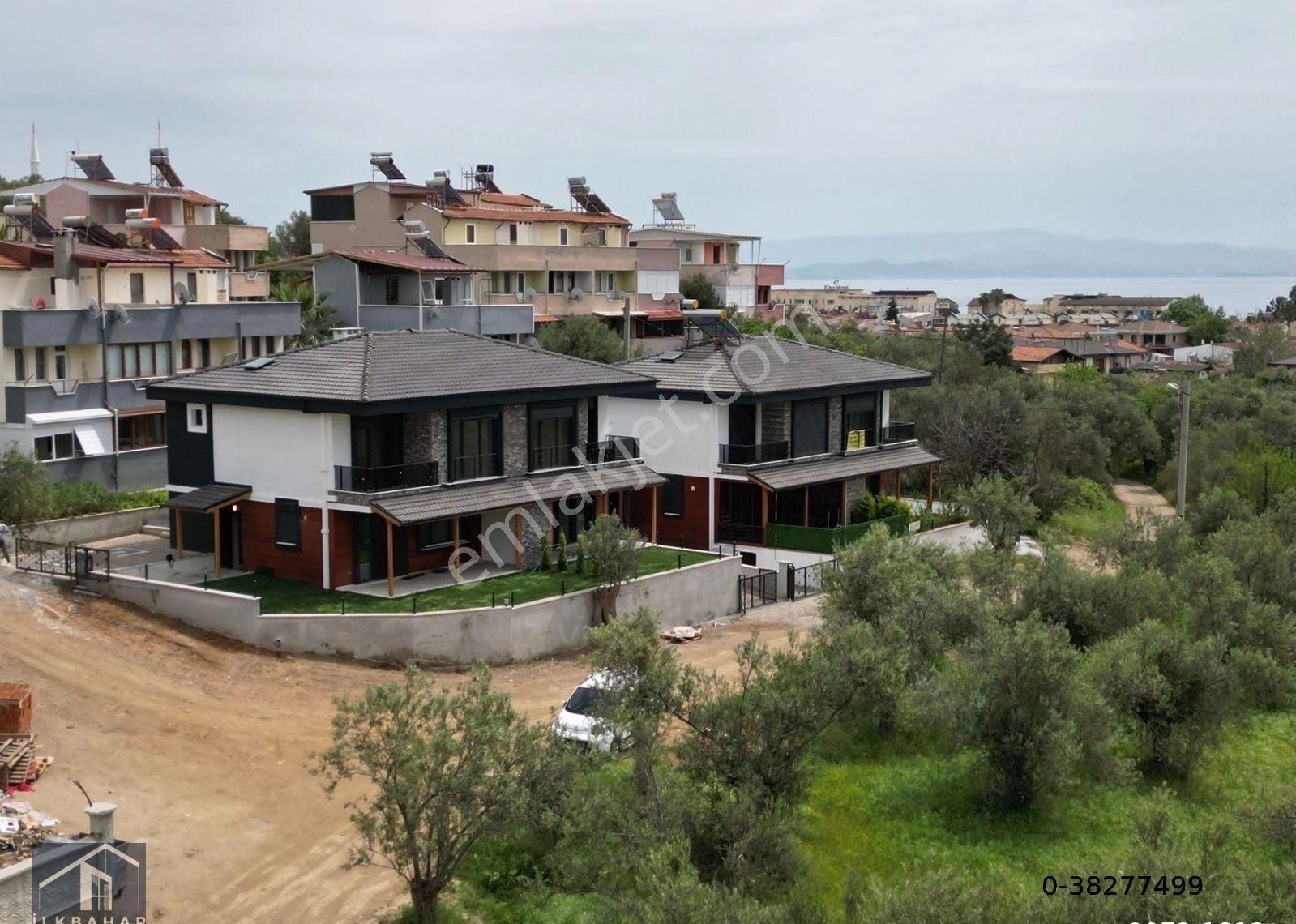 Altınoluk İlkbahar'dan Narlı'da Yeşilliğin İçinde Denize Yakın Huzurlu Bahçeli Garajlı Villa Projesi - Görsel 42