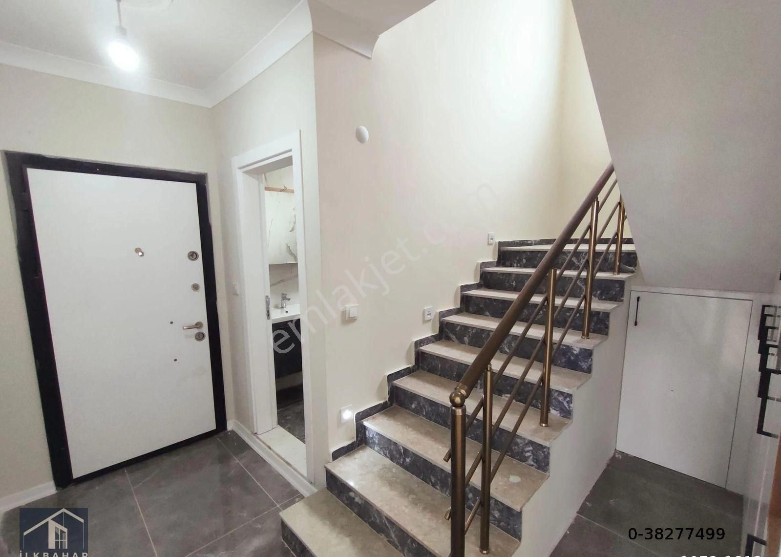 Altınoluk İlkbahar'dan Narlı'da Yeşilliğin İçinde Denize Yakın Huzurlu Bahçeli Garajlı Villa Projesi - Görsel 40