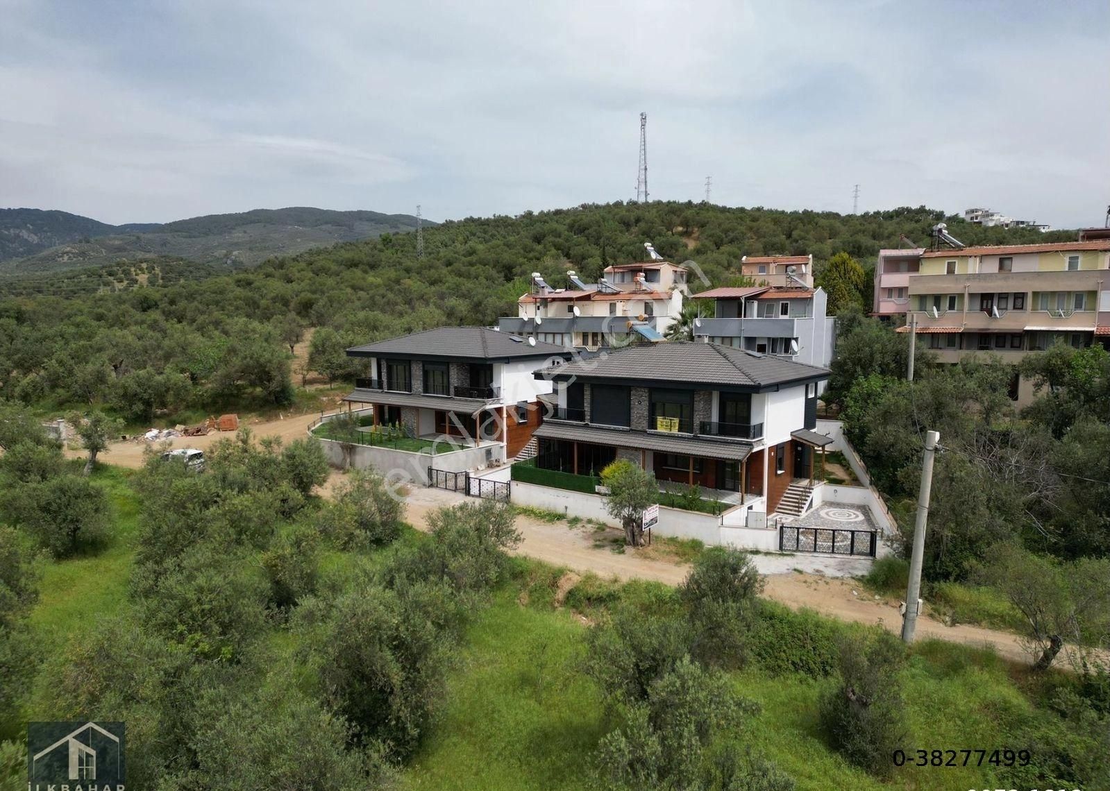 Altınoluk İlkbahar'dan Narlı'da Yeşilliğin İçinde Denize Yakın Huzurlu Bahçeli Garajlı Villa Projesi - Görsel 25