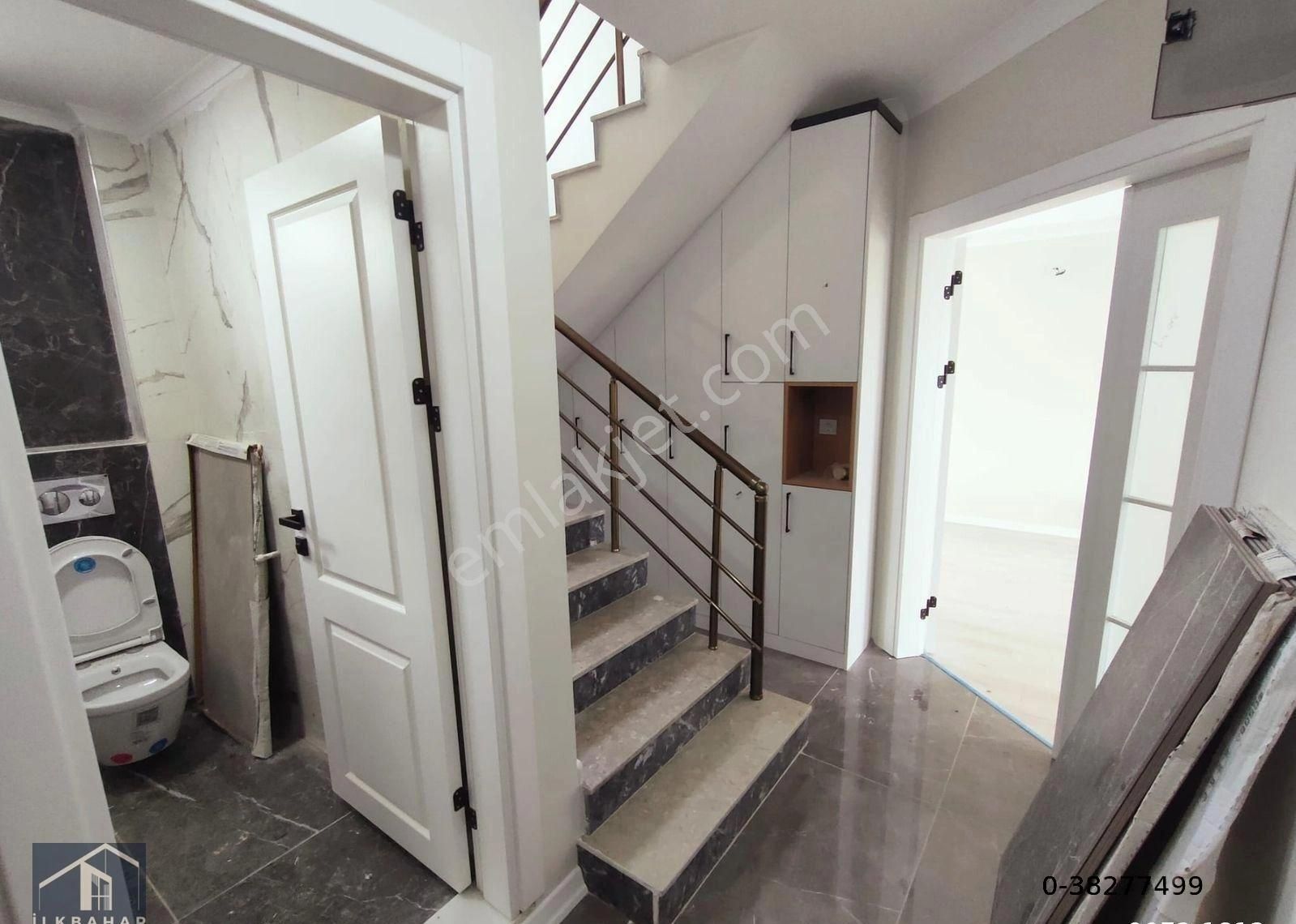 Altınoluk İlkbahar'dan Narlı'da Yeşilliğin İçinde Denize Yakın Huzurlu Bahçeli Garajlı Villa Projesi - Görsel 43