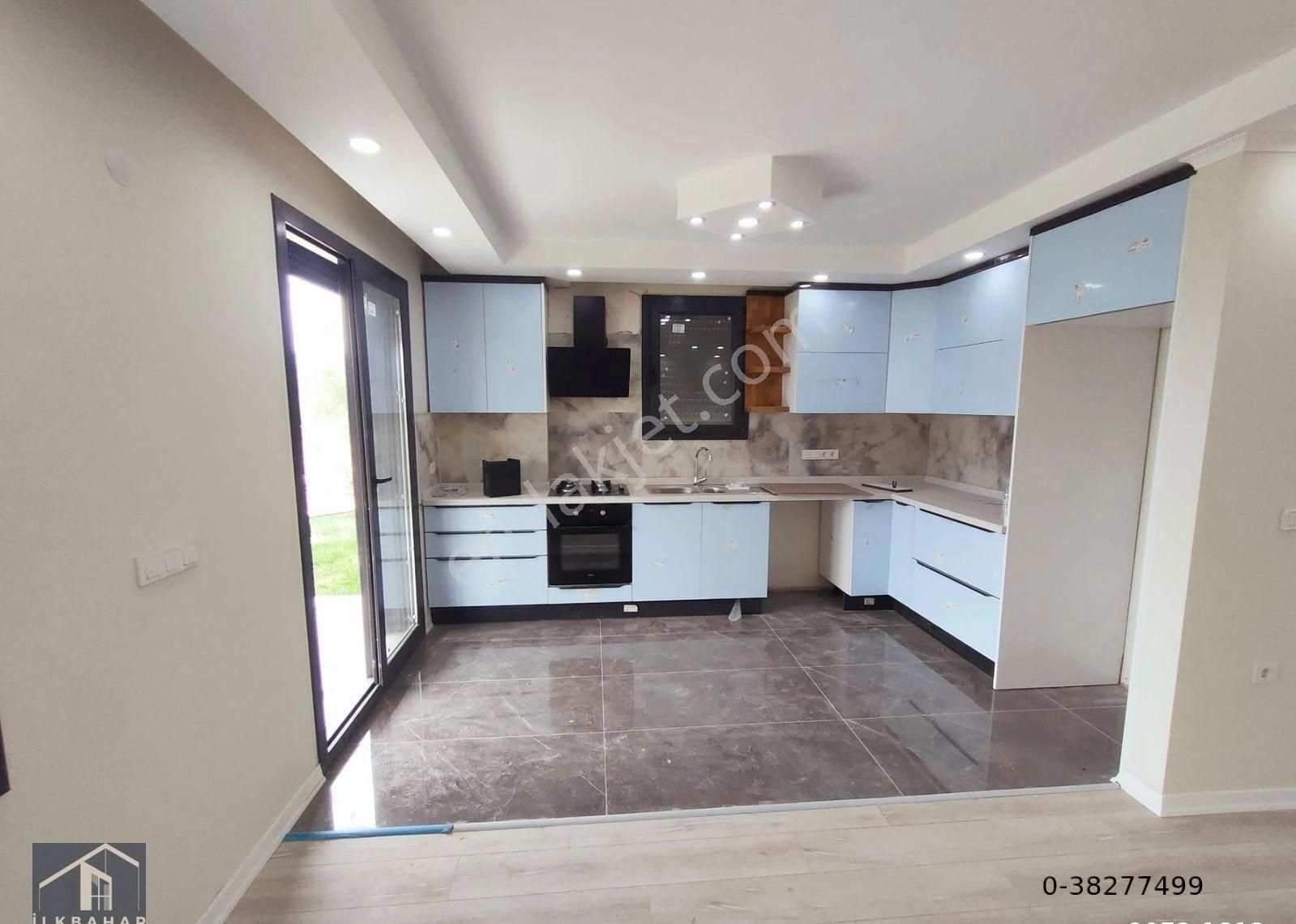 Altınoluk İlkbahar'dan Narlı'da Yeşilliğin İçinde Denize Yakın Huzurlu Bahçeli Garajlı Villa Projesi - Görsel 20