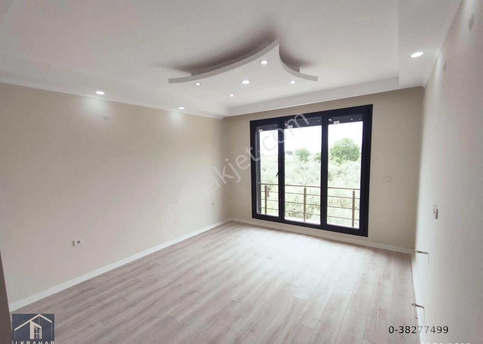 Altınoluk İlkbahar'dan Narlı'da Yeşilliğin İçinde Denize Yakın Huzurlu Bahçeli Garajlı Villa Projesi - Görsel 26