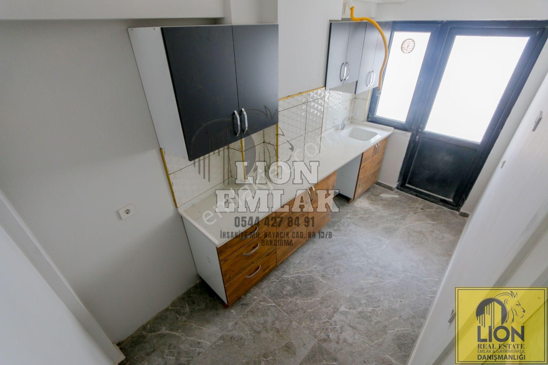 Bandırma Paşamescit'de Özel Tasarımlı , Sıfır 2+0 Kiralık Daire