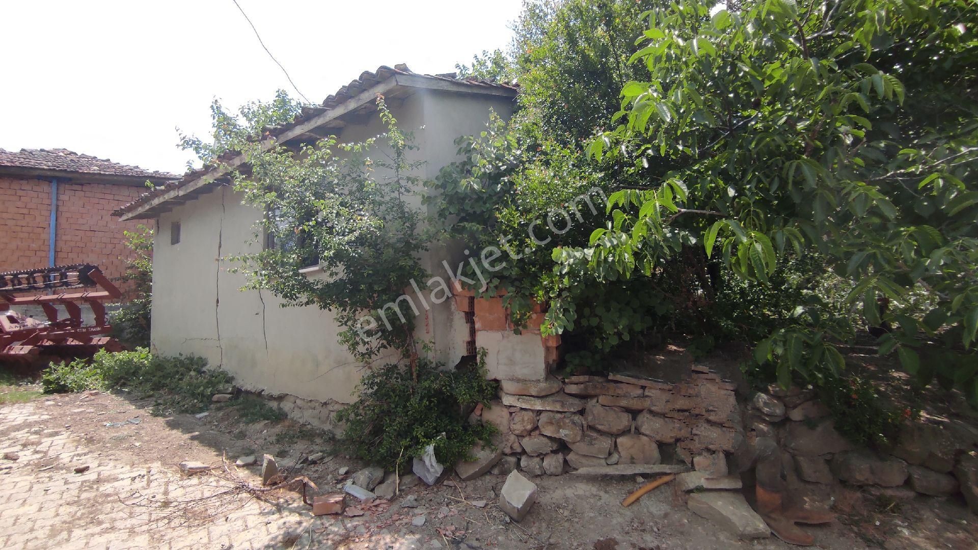Tekirdağ, Süleymanpaşa, Yukarıkılıç,mh,köy, İmarlı,arsa,35-40 M2,metruk,yapı.var,t.dağ,20 Km.