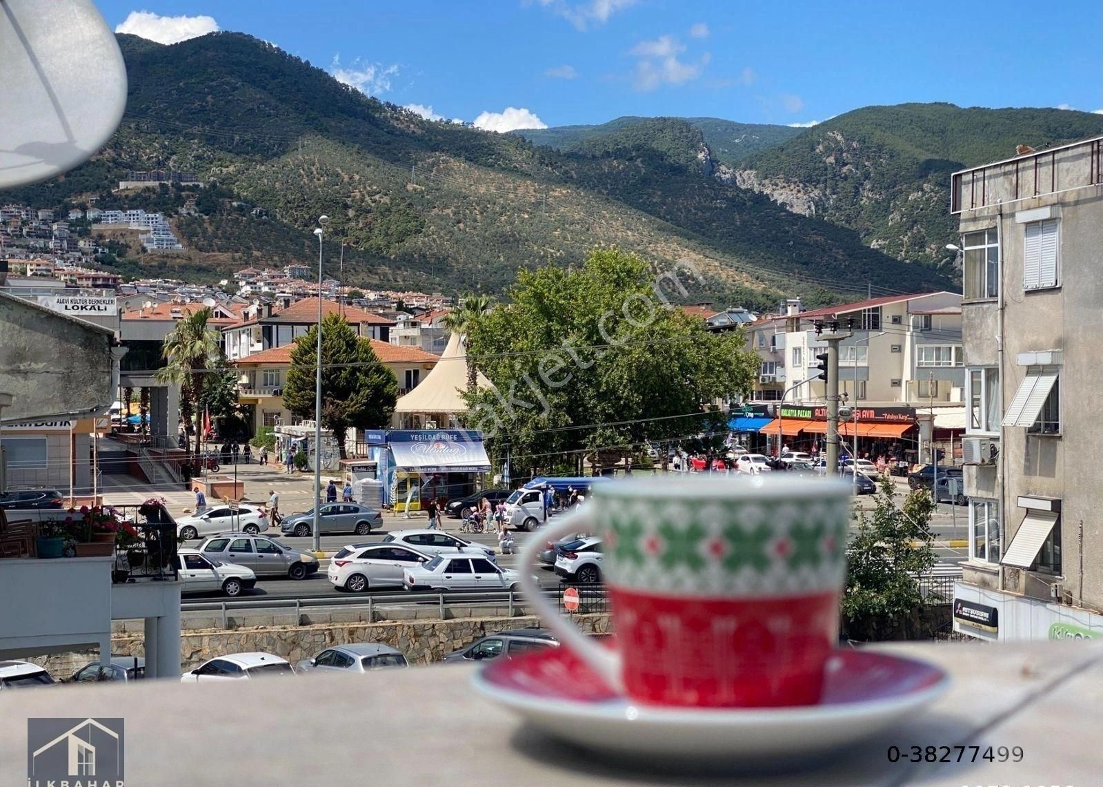 Altınoluk İlkbahar'dan Sezonluk Meydanda Çift Teraslı 4+1 Keyifli Dublex
