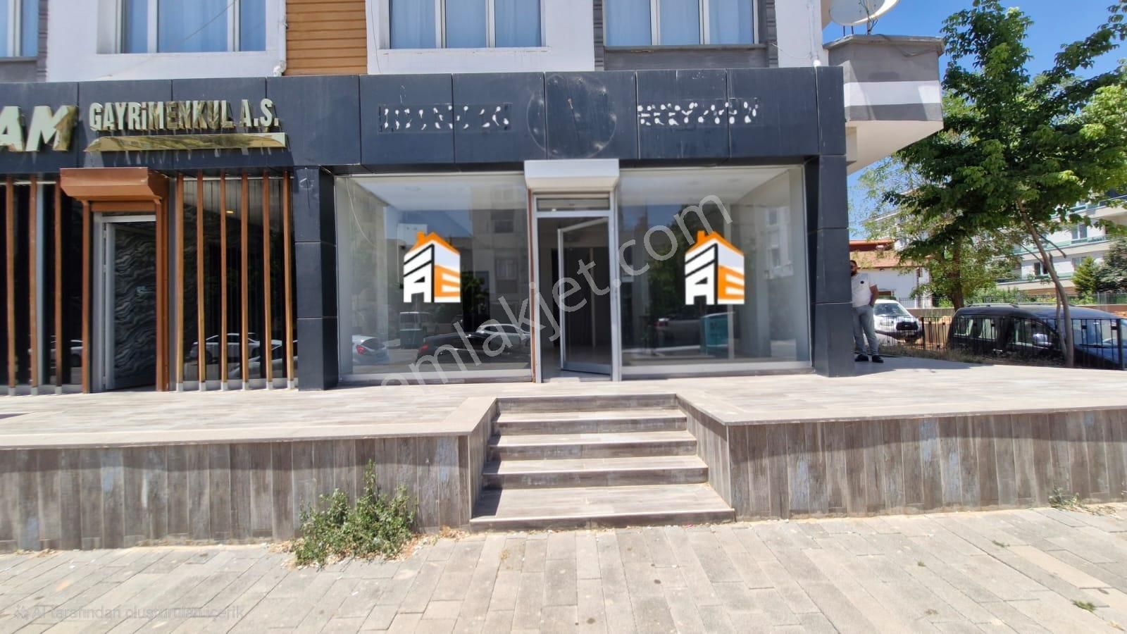 Emir Emlak Ofisinden Binevler Mahallesinde Ticari İş Yeri