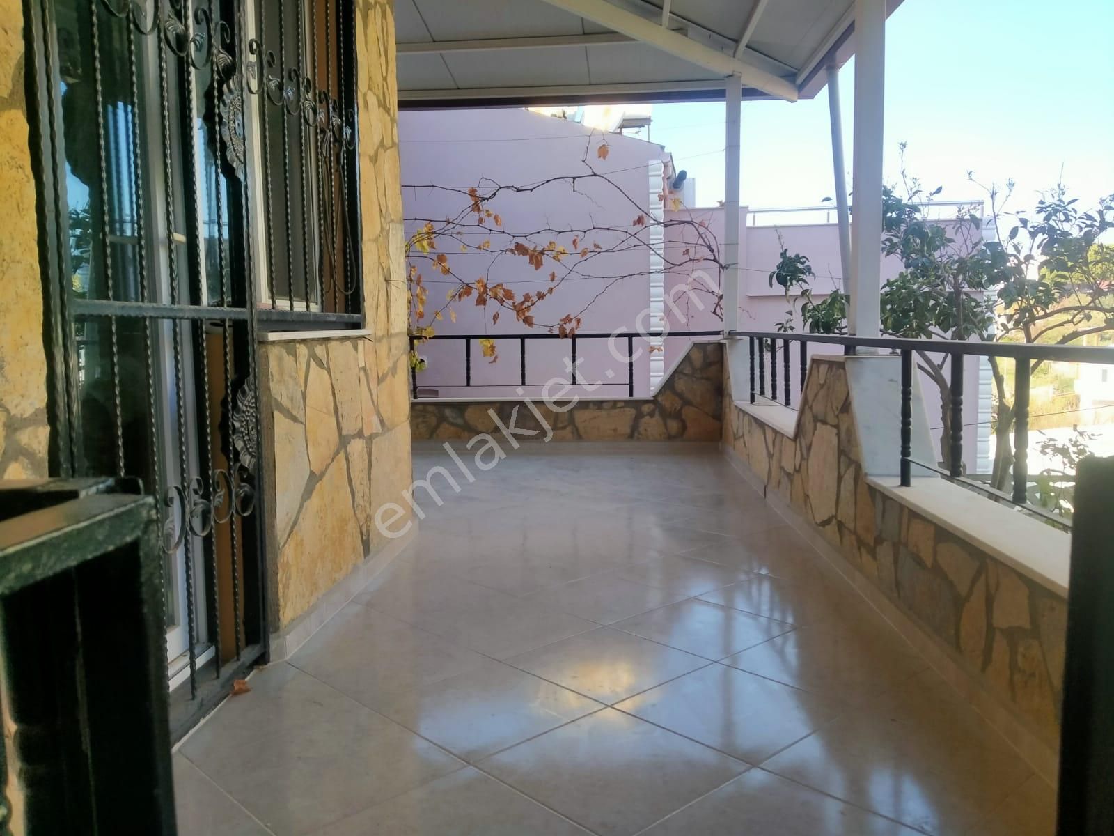 Kuşadası Kadınlar Denizi'nde Eşyalı Müstakil Villa - Görsel 20