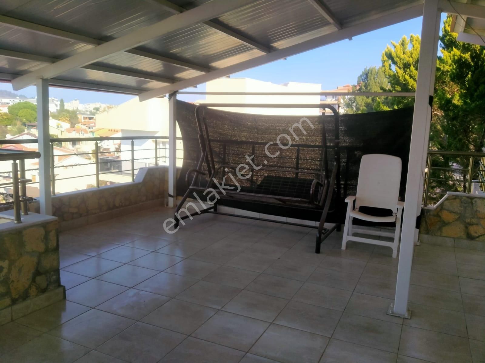 Kuşadası Kadınlar Denizi'nde Eşyalı Müstakil Villa - Görsel 16