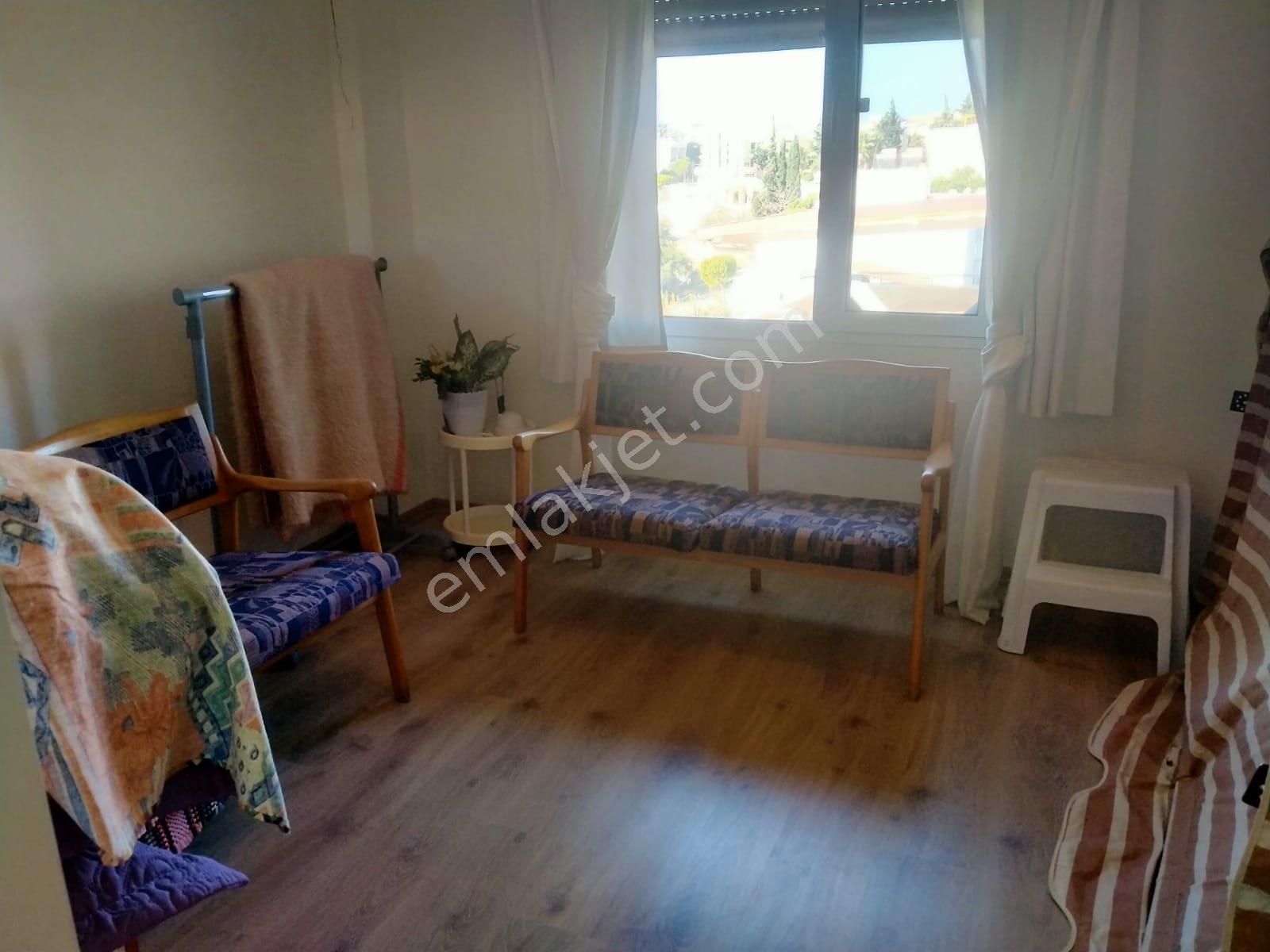 Kuşadası Kadınlar Denizi'nde Eşyalı Müstakil Villa - Görsel 9