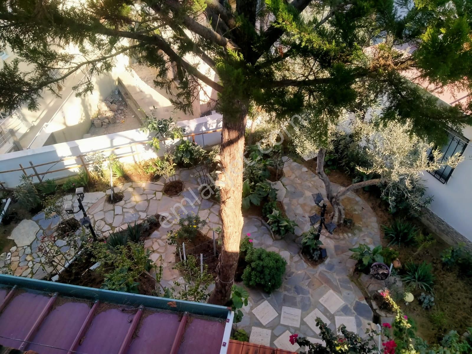 Kuşadası Kadınlar Denizi'nde Eşyalı Müstakil Villa - Görsel 24