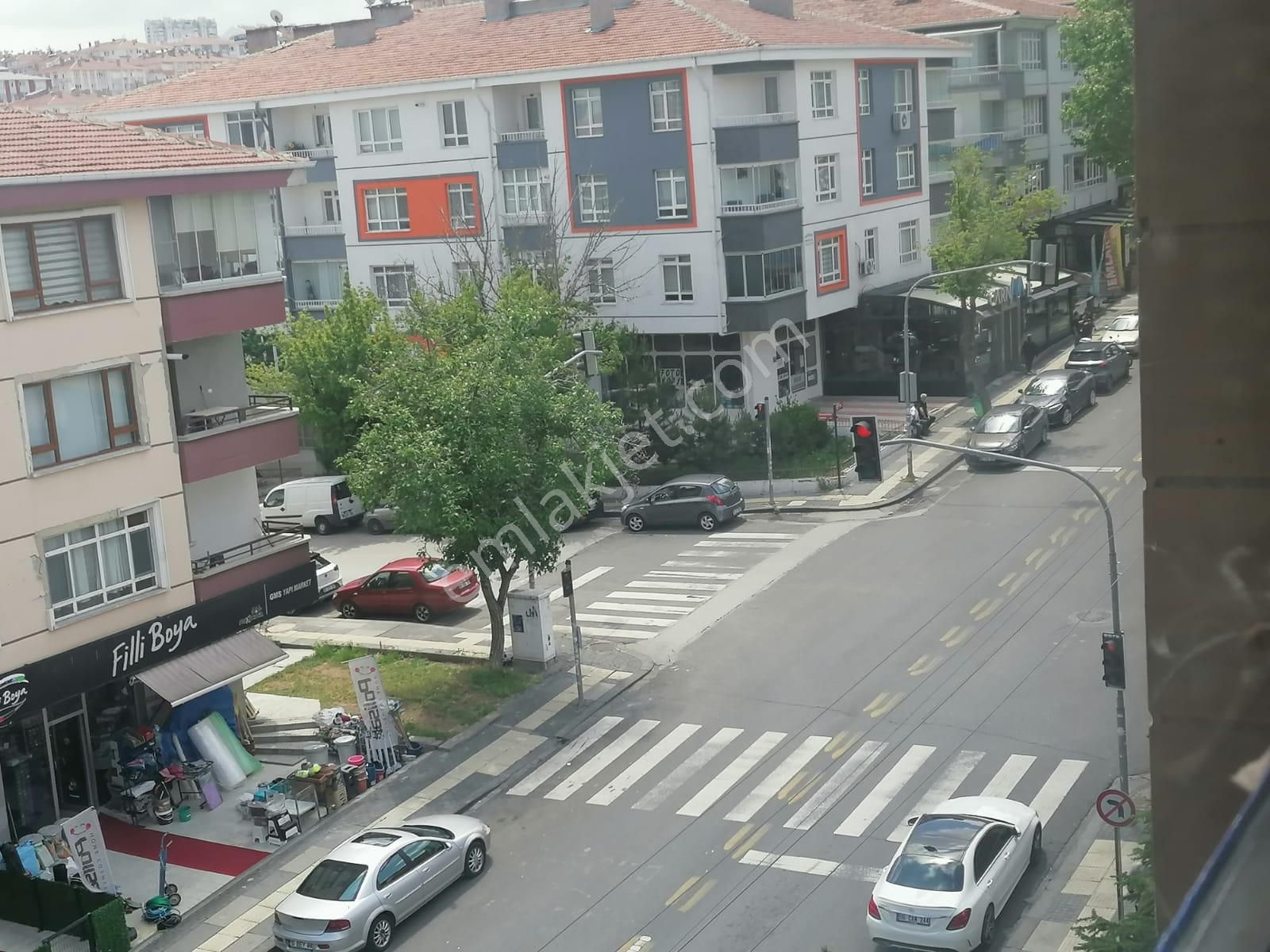 Önaldan Ankara Çankaya Dikmen Sokullu Caddesi Üzeri 4+1 Dubleks Daire