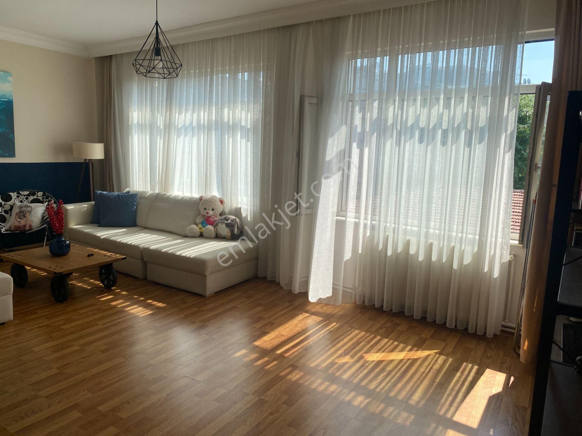 Destan-002 Kocamustafapaşa Eski Yapıkredi Civarı 2 Oda L Büyük Salon Orta-3.kat 100m2 Açıklm Okuyun