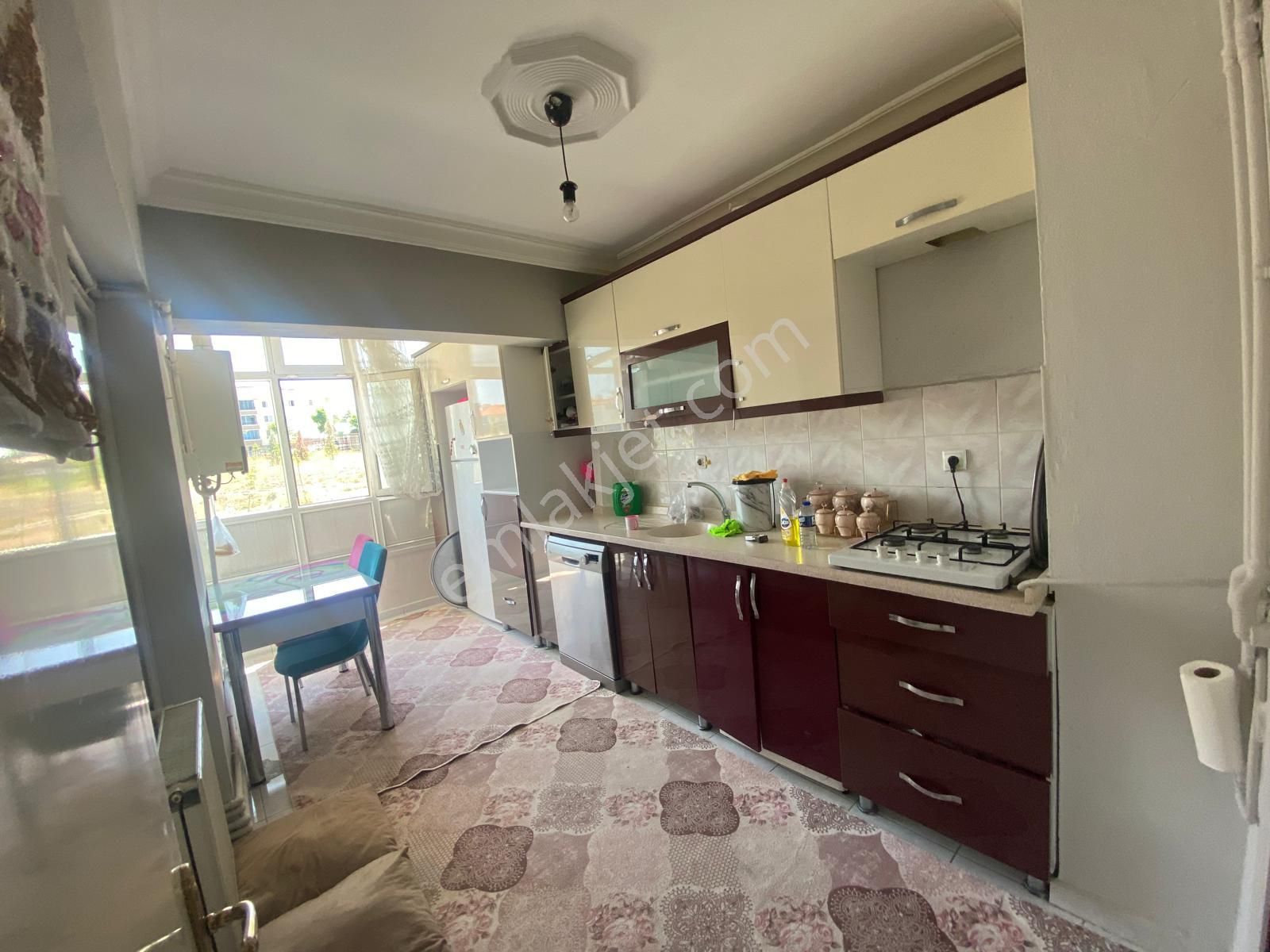 Tandoğan Mh'de 3+1 125² Ulaşıma Yakın Ara Katda Bağımsız Ön Cephe Daire