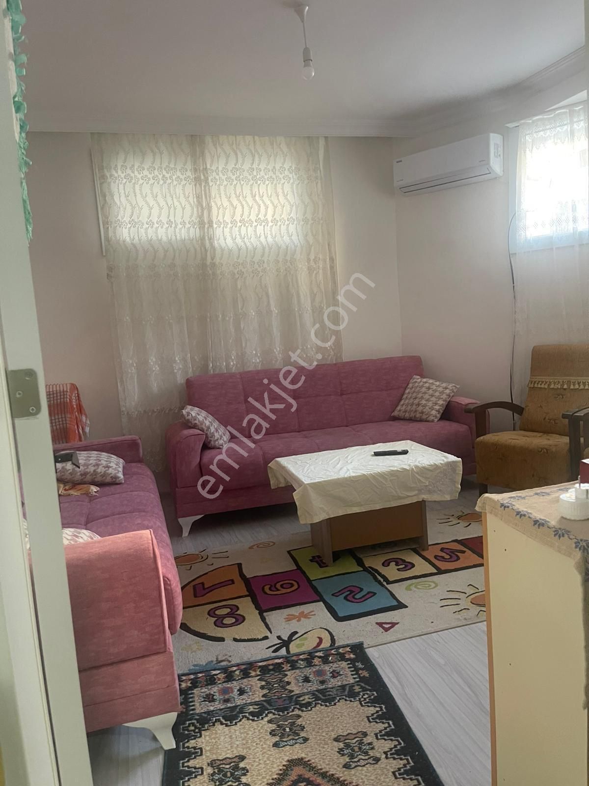 Aydoğgu Mahallesindeful Tadilatlı Yarı Bodrum Dairemiz Saılıktır