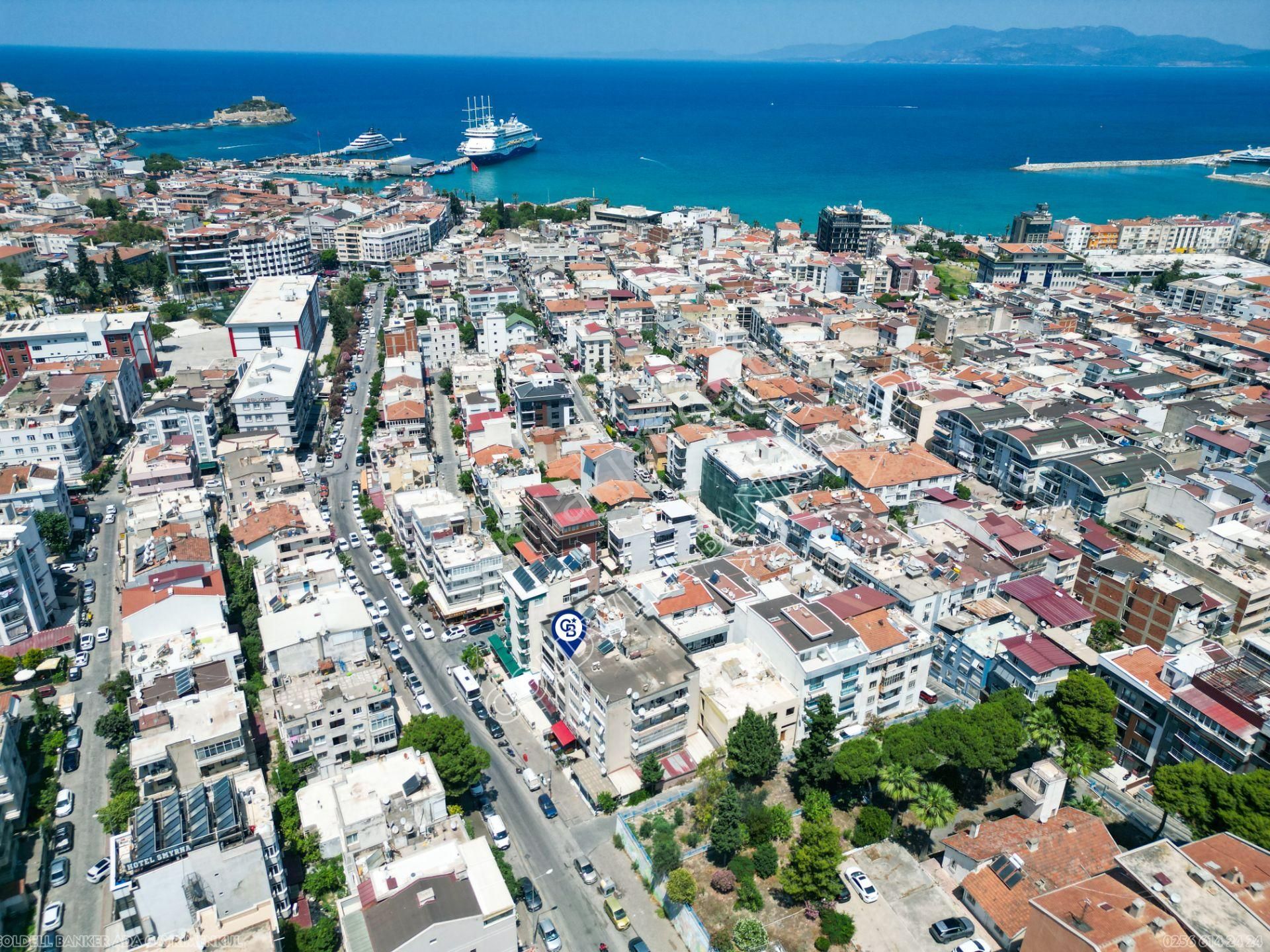 Kuşadası Türkmen'in Kalbinde Yatırıma Uygun Satılık 3+1 Daire