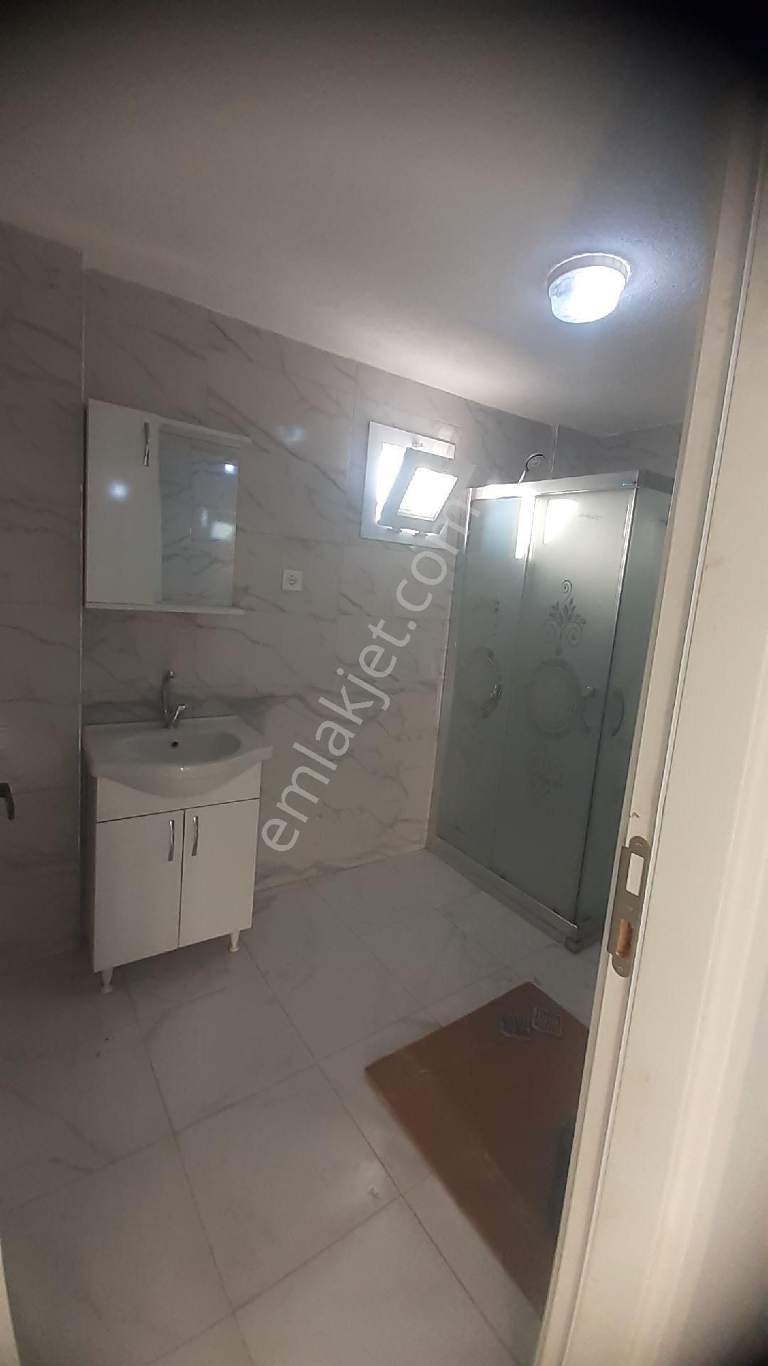 Balat Kalpakçıçeşme Sokak'ta Yeni Tadilatlışehirmanzaralı3+1daire - Görsel 11