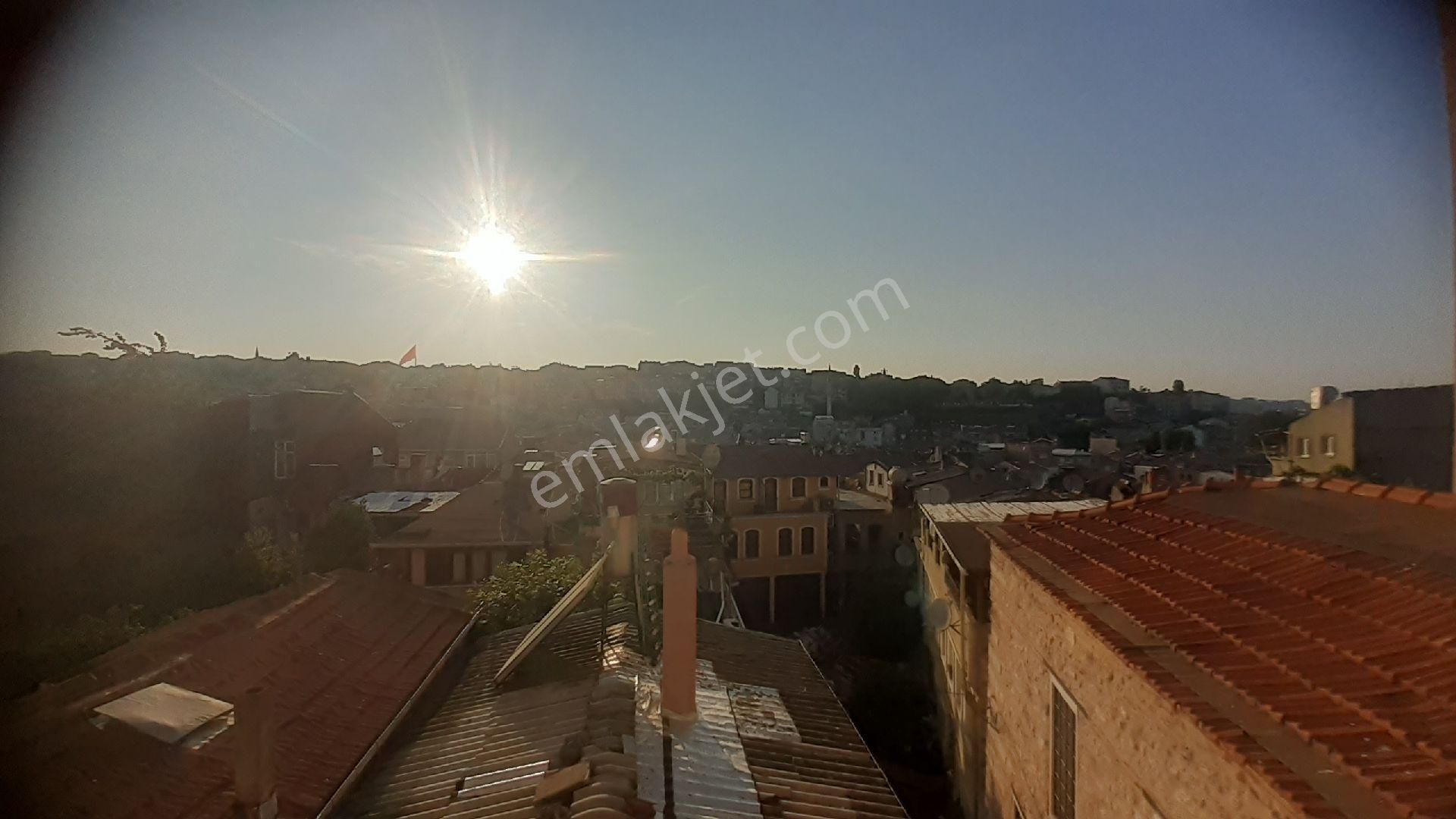 Balat Kalpakçıçeşme Sokak'ta Yeni Tadilatlışehirmanzaralı3+1daire - Görsel 8