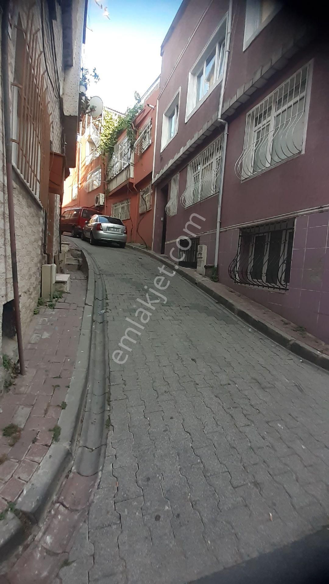 Balat Kalpakçıçeşme Sokak'ta Yeni Tadilatlışehirmanzaralı3+1daire - Görsel 22