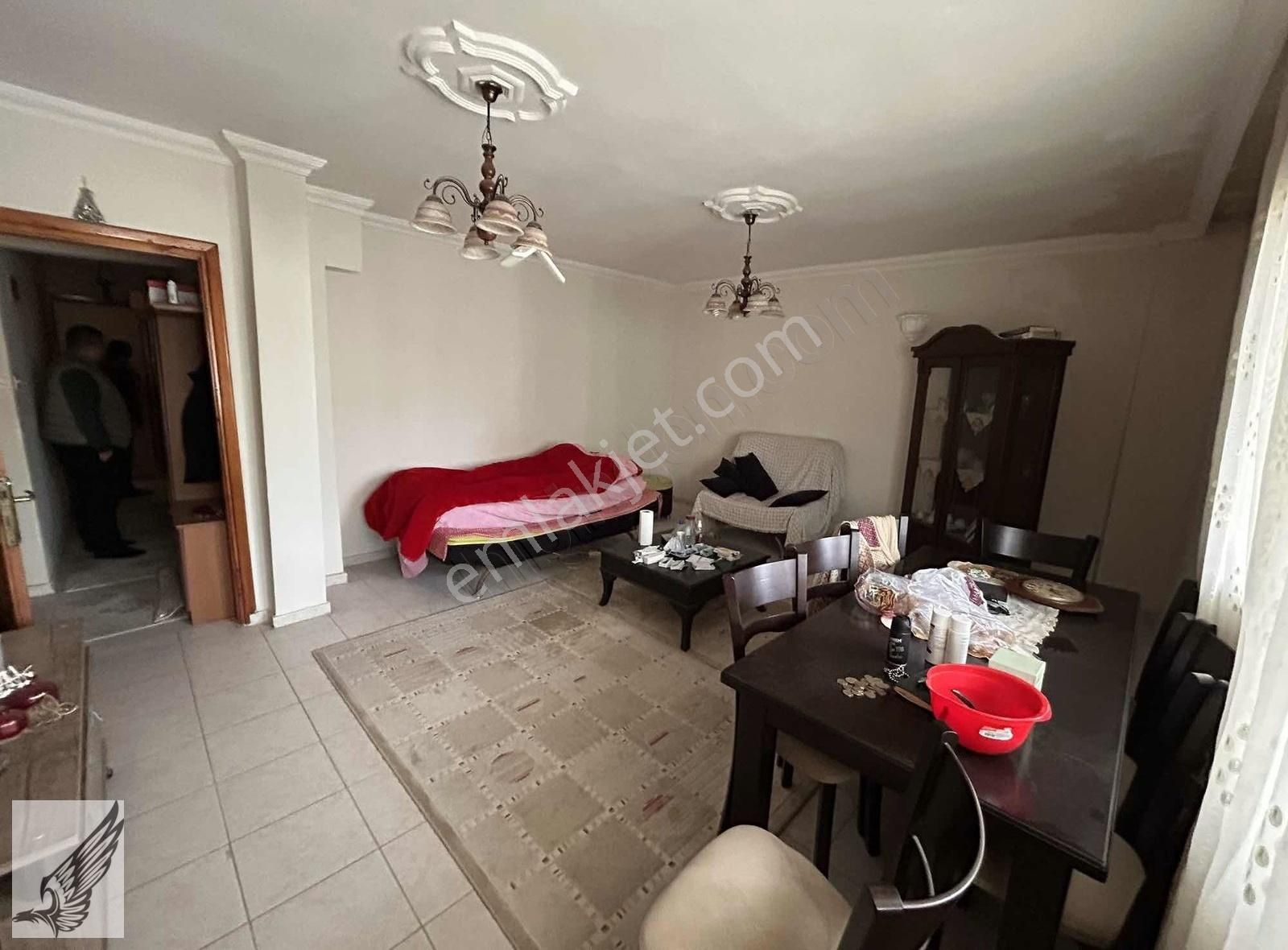 Seferhisar Çarşı Merkezde 3+1 Daire - Görsel 13