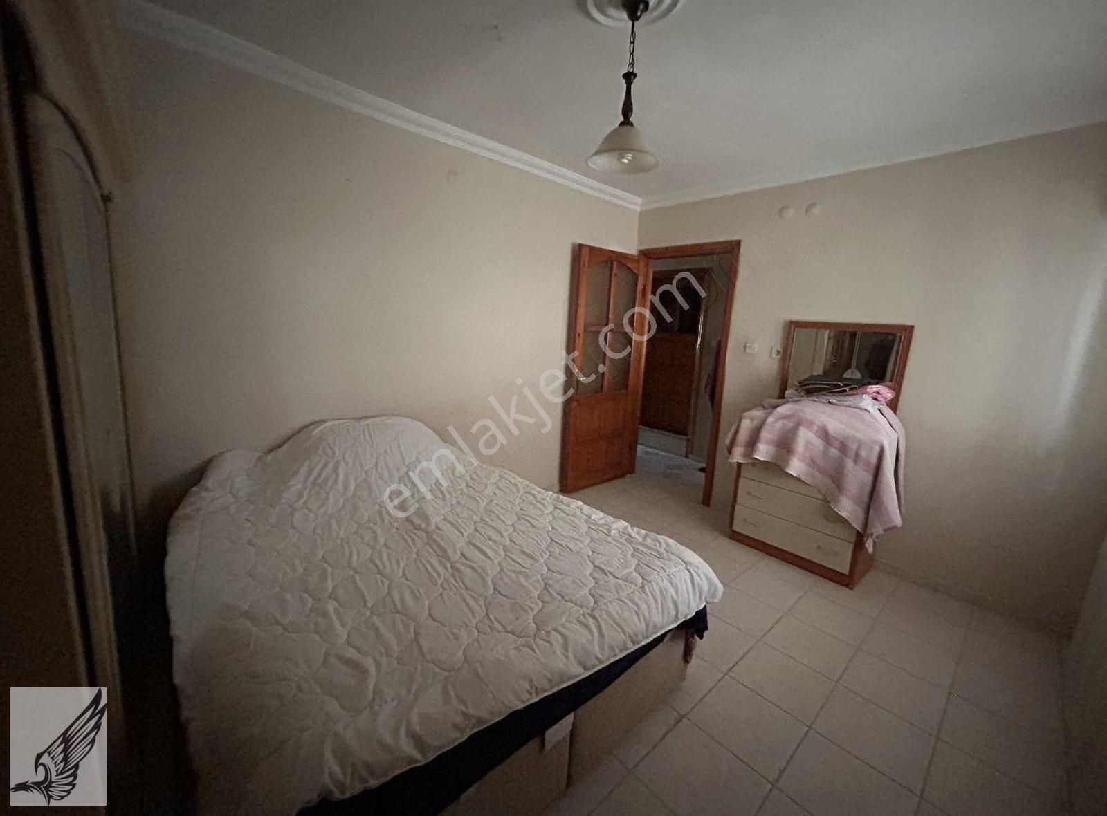 Seferhisar Çarşı Merkezde 3+1 Daire - Görsel 6