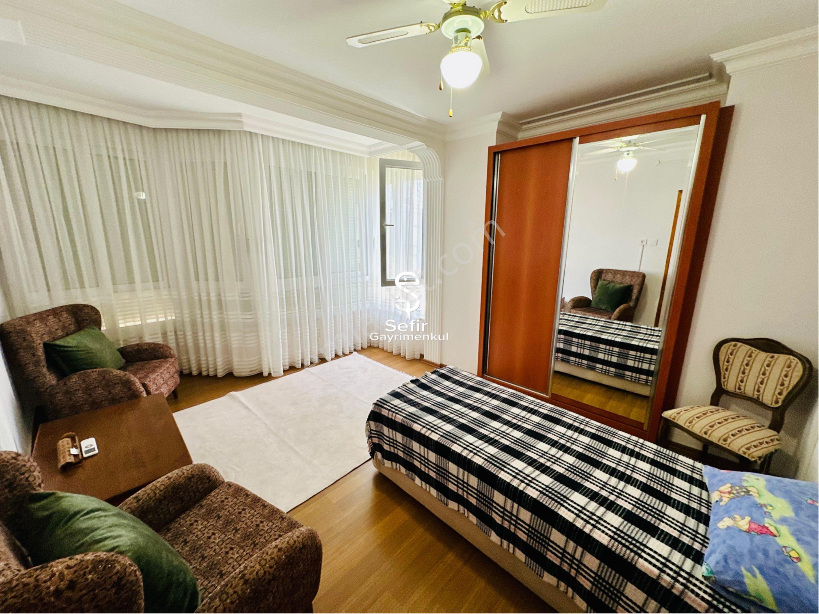 Alanya Konaklı Da Kiralık Müstakil 4+1 Eşyalı Villa Denize 150m - Görsel 15