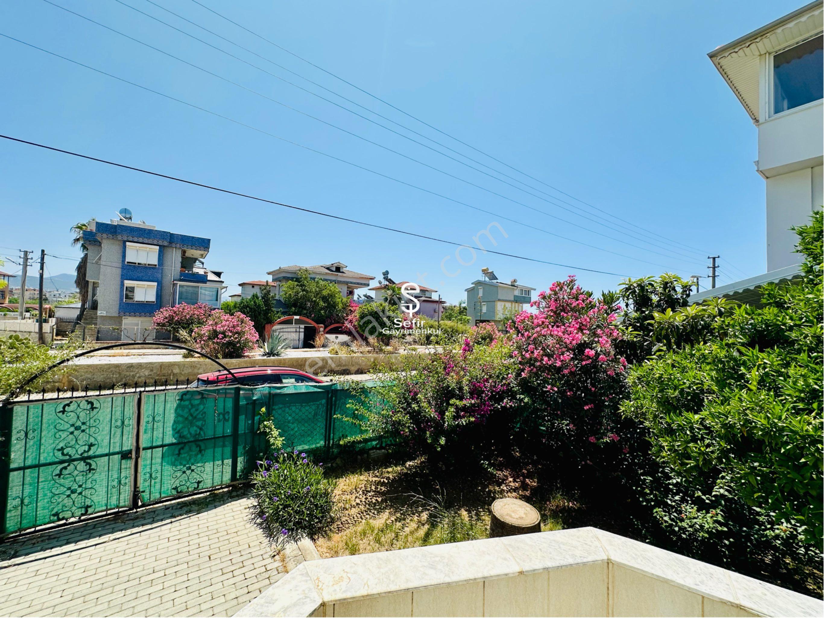 Alanya Konaklı Da Kiralık Müstakil 4+1 Eşyalı Villa Denize 150m - Görsel 6