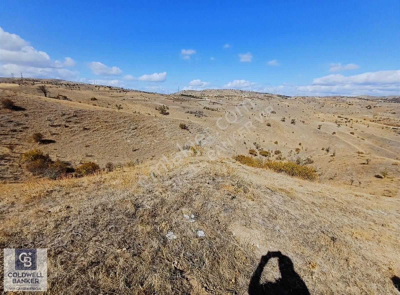 Ankara Çubuk'ta Tek Tapu 12.344 M2 Satılık Tarla