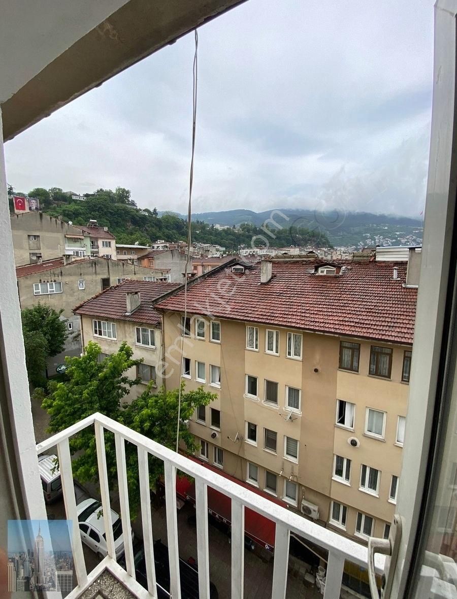 Kazandıran'dan Aktarhüssam'da Bakımlı Kombili 2+1 Daire