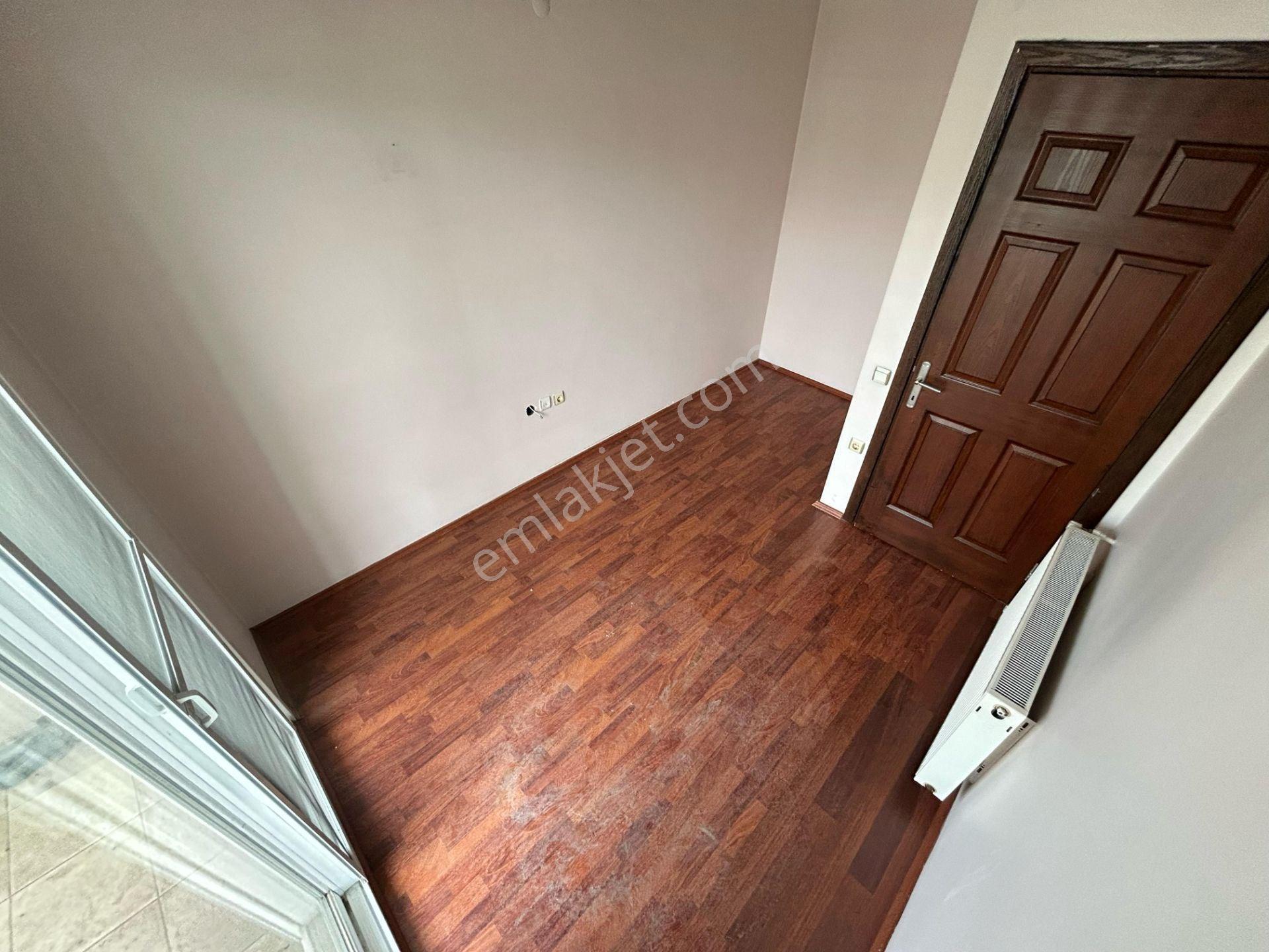 Yükselden Cennetayağında Triplex Ayrı Mutfak 5+1 Müstakil Ev - Görsel 25