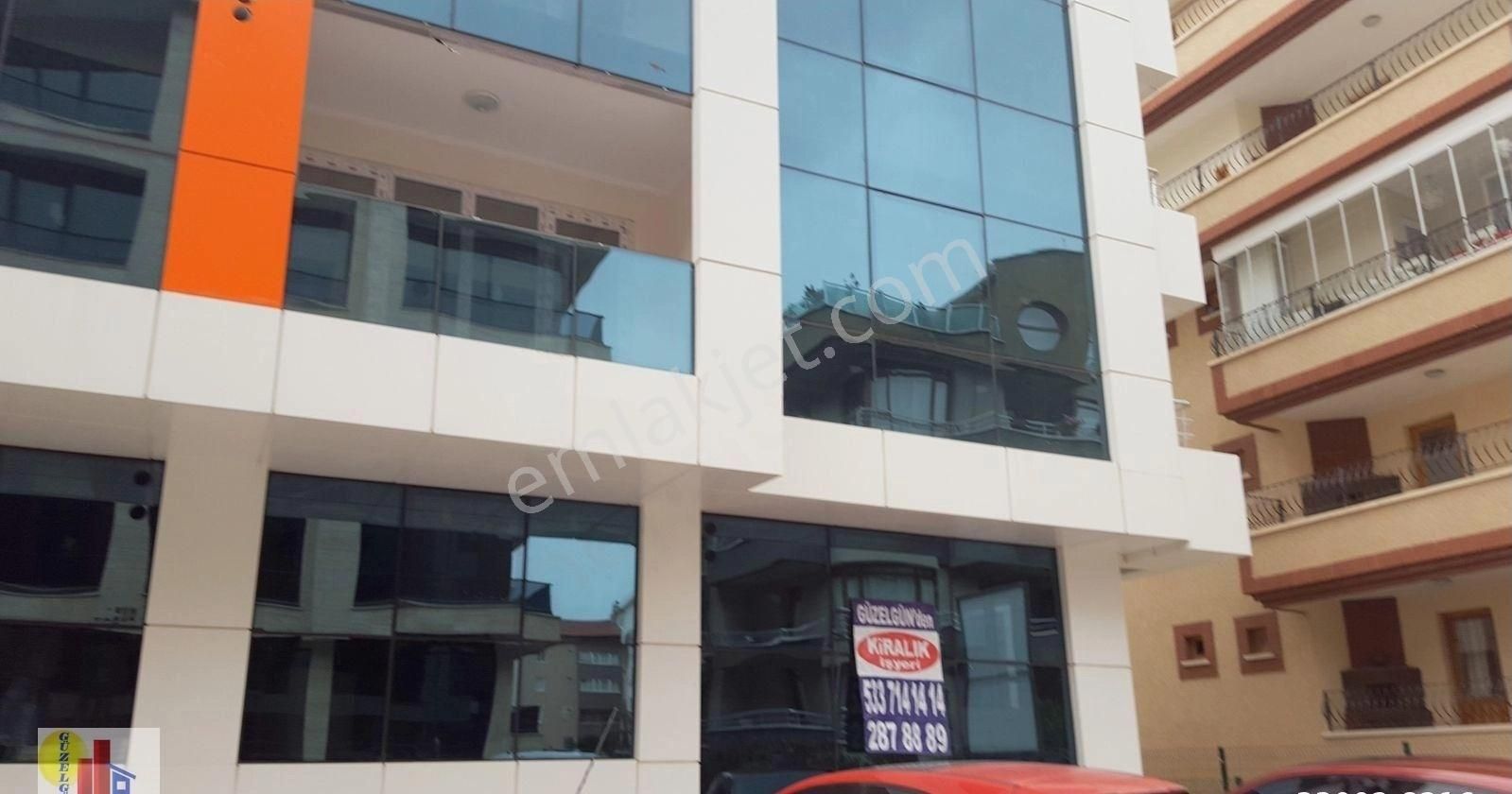 Mustafa Kemal'de Minik Şık Bakımlı Keyifli Aydınlık Ofis