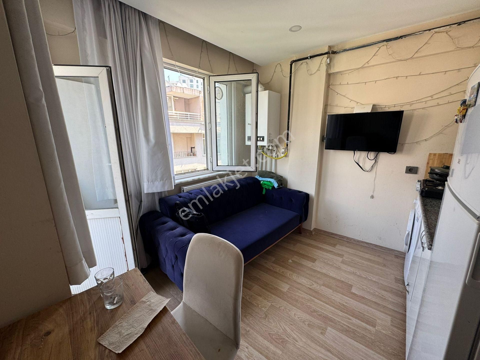 Mecidiyeköyde Full Eşyalı 2+1 Daire