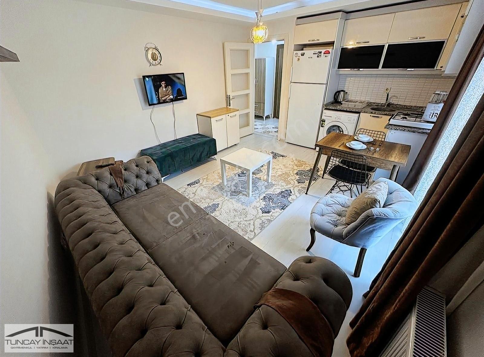 Tuncaydan Kağıthane'de Yeni Binada Cadde Yakını 2+1 Eşyalı Daire