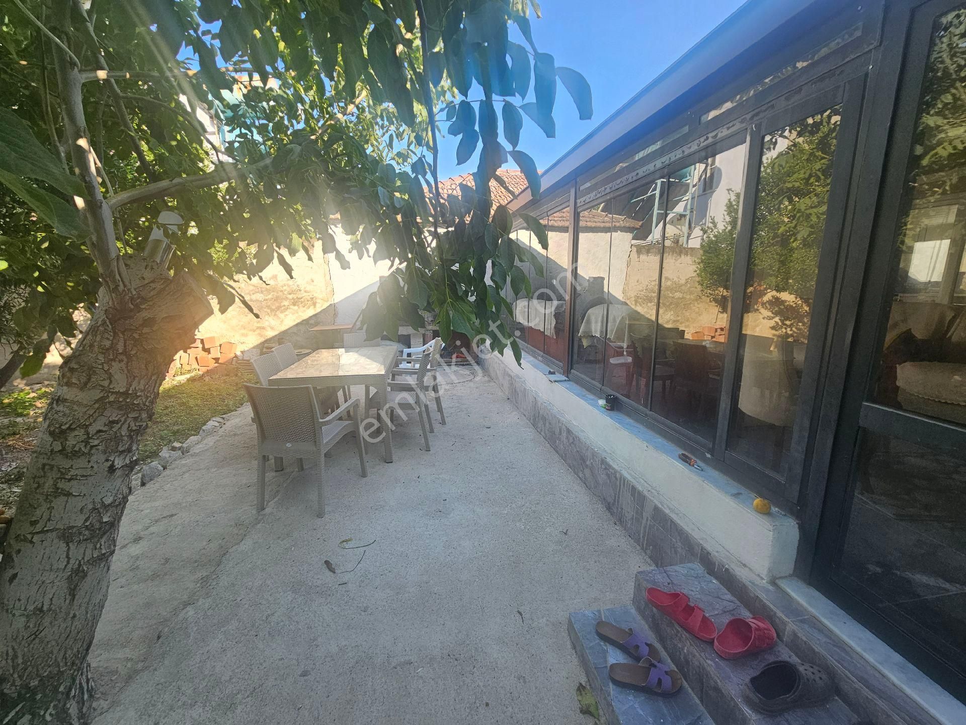 Seo Dan Gullubahce De Satılık Mustakıl Ev - Görsel 8