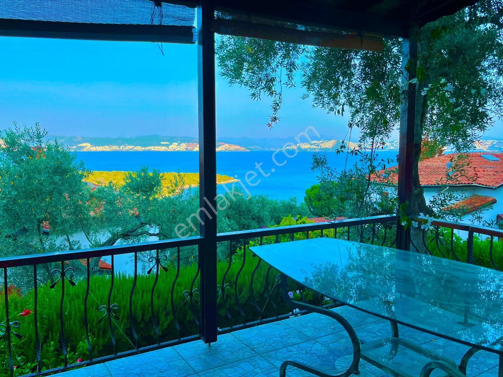 Kıyıkışlacık'ta 3+1 Deniz Manzaralı Müstakil Villa