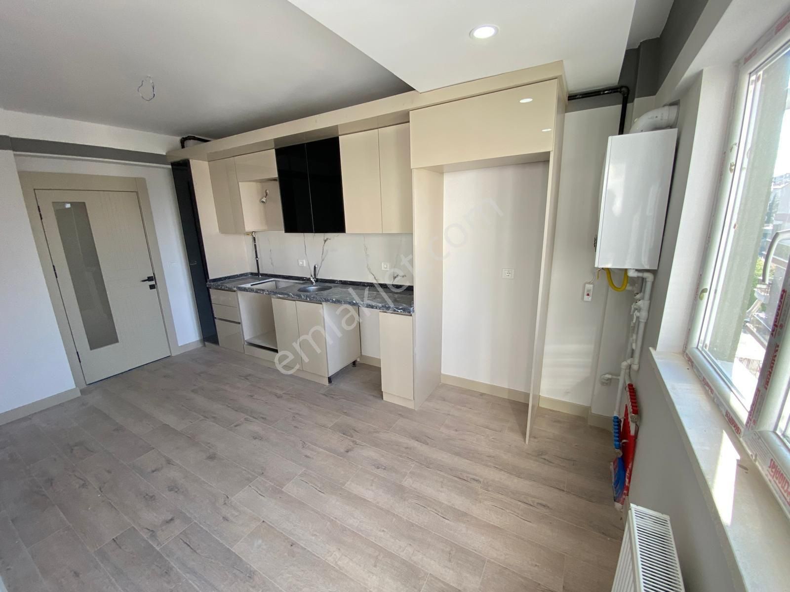 Sıfır Kombi Petek Vestiyer Let Aydınlatmalı 1.500.000tl Kredisi Hazır