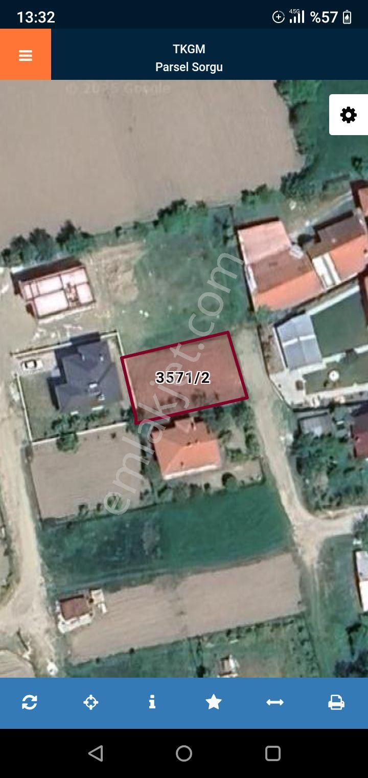 Bolu Berkte Acil Satılık Villa Arsası