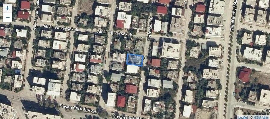 Cumhuriyette 401 Metrekare Arsa İçerisinde Müstakil Ev